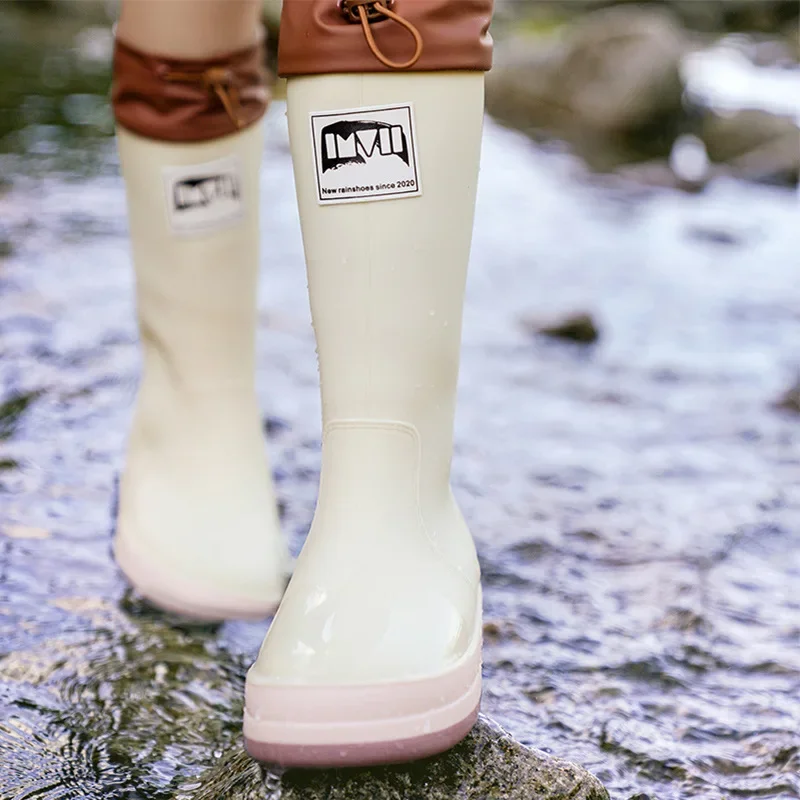 Botas de lluvia impermeables para hombre y mujer, zapatos antideslizantes de goma, a la moda, para trabajo y Pesca