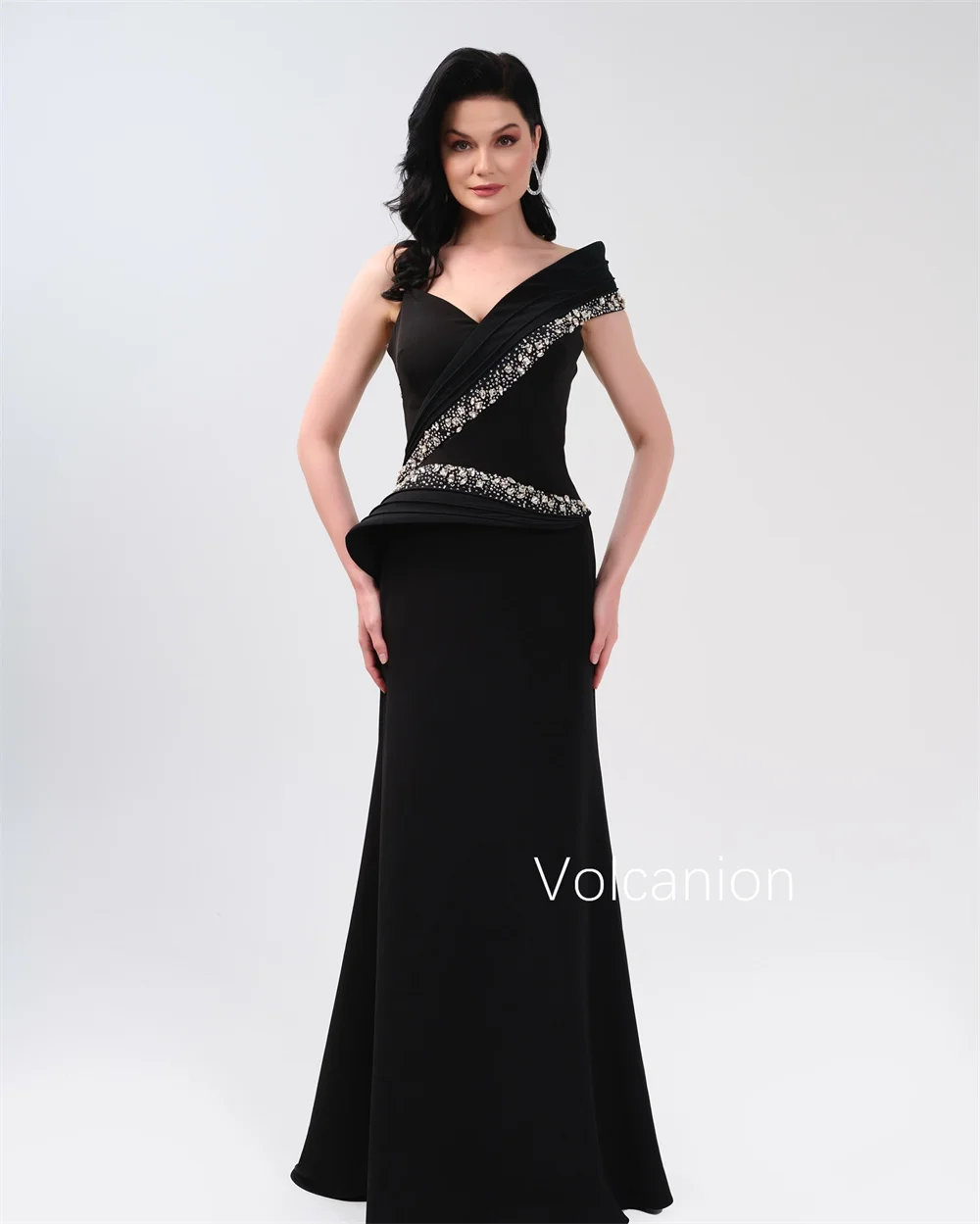 Sukienki na zamówienie w stylu chińskim, plisowane, z cekinami, o kroju trąbki, z jednym ramieniem, długie, na specjalne okazje, wieczorowe, wykwintne.