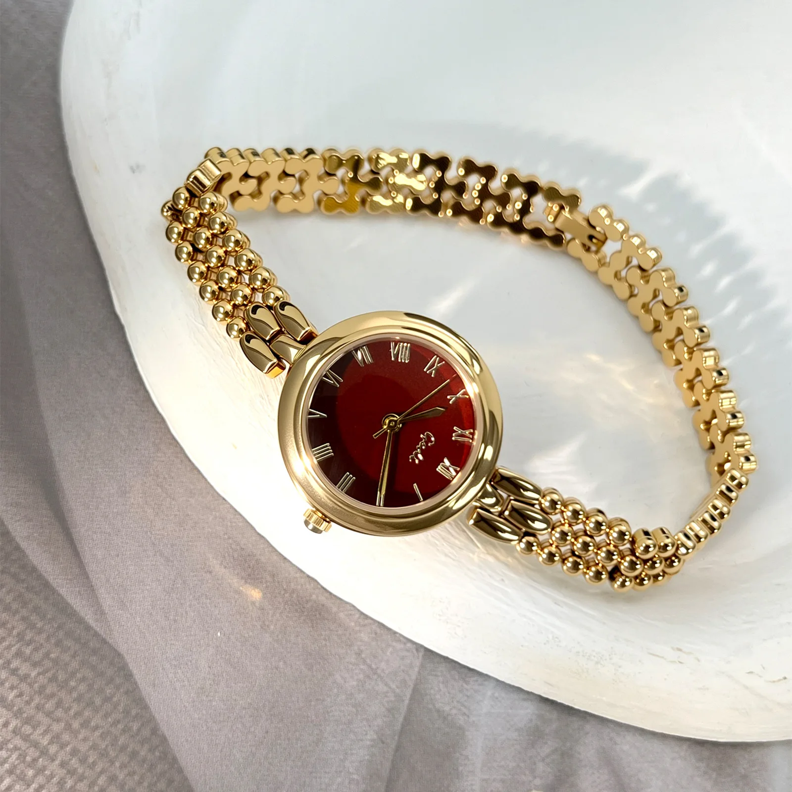 Round Quartz Women's Watch Rows Of Bead Chains Waterproof Fashion Versatile Small Gold Ladies' Bracelet