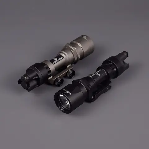 전술용 SF M951 LED 버전 초강력 사냥용 손전등 무기등 스카우트 라이트 리모트 프레셔 스위치 포함 20mm 레일 호환 전술용 SF M951 LED 버전 초강력 사냥용 손전등 무기등 스카우트 라이트 리모트 프레셔 스위치 포함 20mm 레일 호환