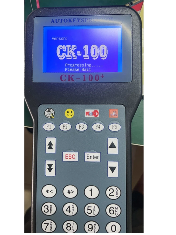 Newly multi-language CK100 key programmer CK-100 V99.99 lastest Generation CK 100 SBB auto key programmer one year warranty