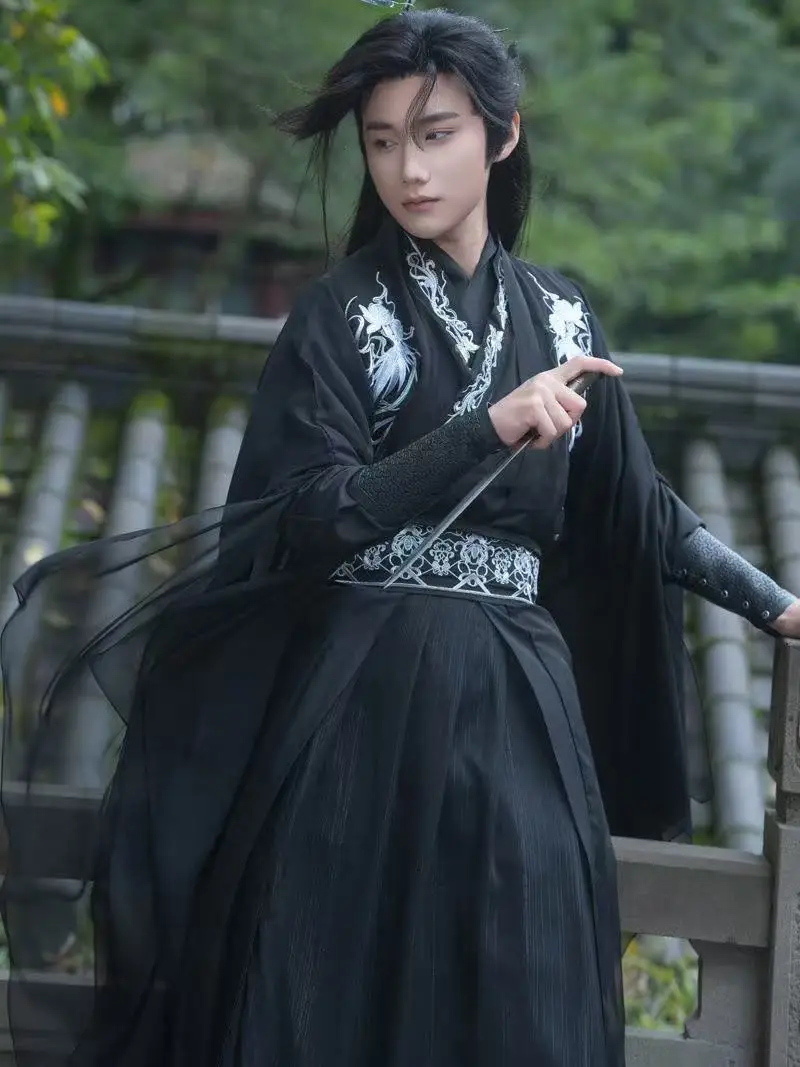 Ricami vintage Hanfu Uomo Donna Costume tradizionale da fata Spadaccino di Halloween Abbigliamento cosplay Abito di carnevale da palcoscenico di strada