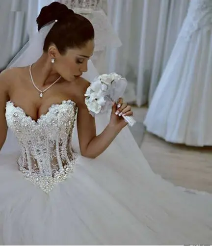 Vestido de novia de lujo personalizado con cuentas de perlas, vestido de baile hinchado, gran oferta