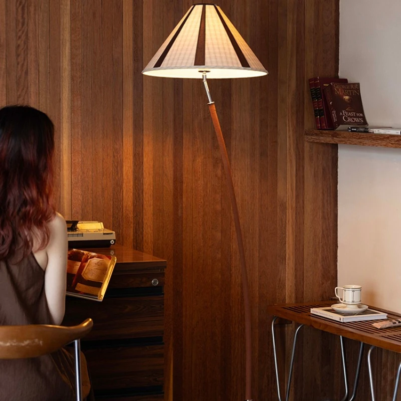 

Medieval style stepless dimming atmosphere fabric living room floor lamp