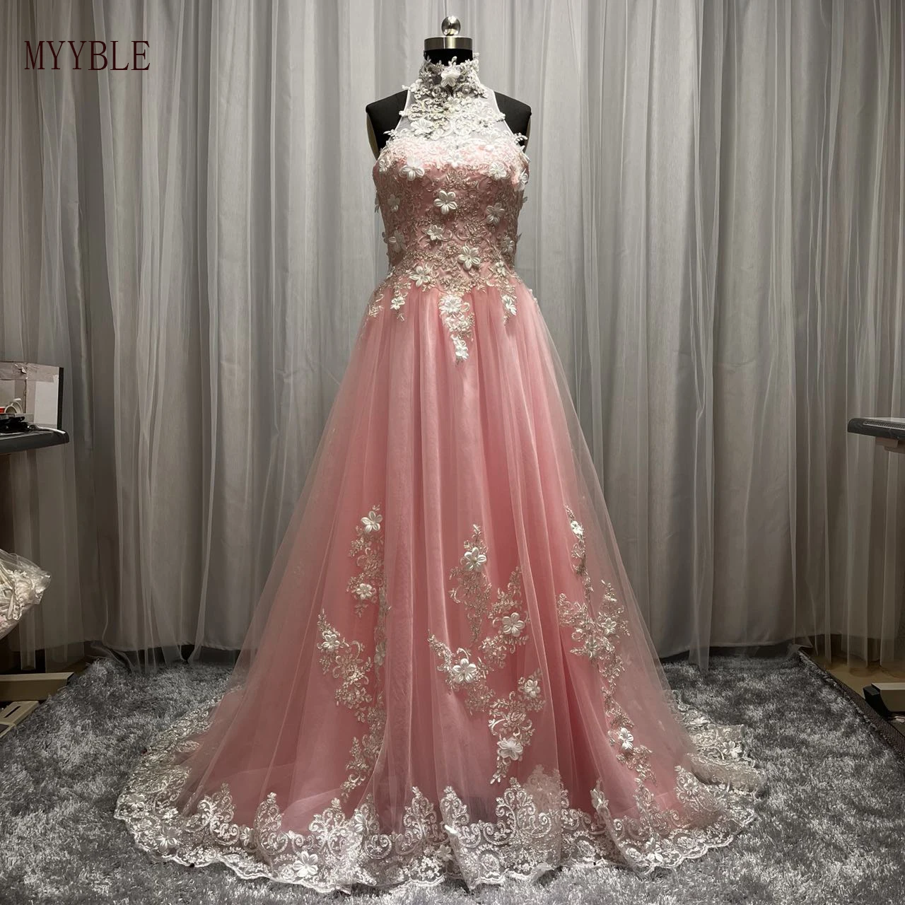 

Real Photo Sweet 16 Year Lace Quinceanera Dresses Vestido Debutante 15 Anos Ball Gown High Neck Sheer Prom Dress For Party