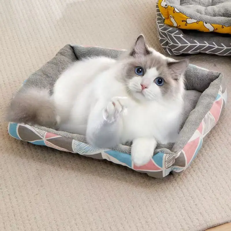 Cama sofá para gatos y perros – Cojín suave antideslizante interior - imagen 4