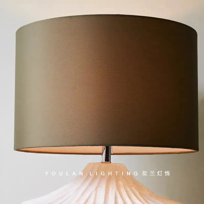 Wabi-sabi wind pottery pot desk lamp, American retro minimalist high-end sense, new Chinese-style hotel living room