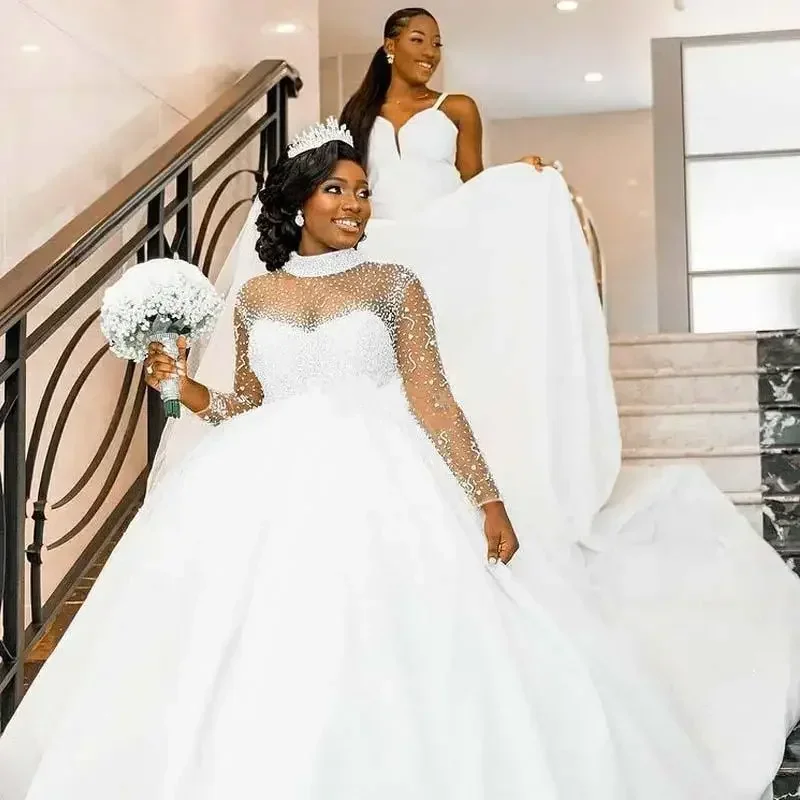 Aangepaste kralen top baljurk Nigeria bruiloft hoge kraag parels lange mouw satijn plus size Afrikaanse bruidsjurken