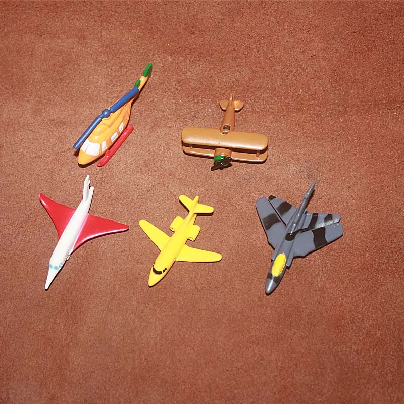WW2 Aircraft Fighter Action Figure Figurine Model Toys City Helicopter Airliner Plane Garden Miniature Accessories Decoration