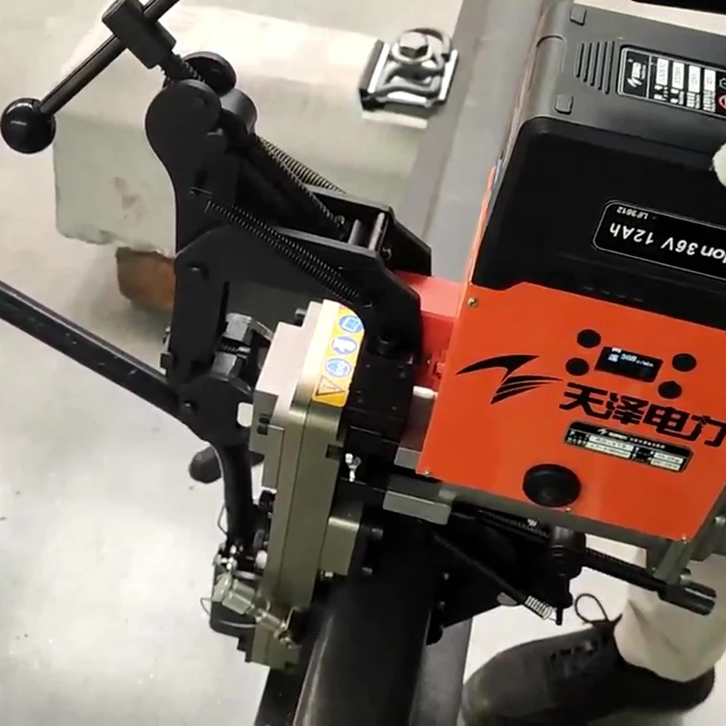 تركيبات حفر الأخدود للسكك الحديدية لأداة آلة حفر السكك الحديدية CDC-130RD #5