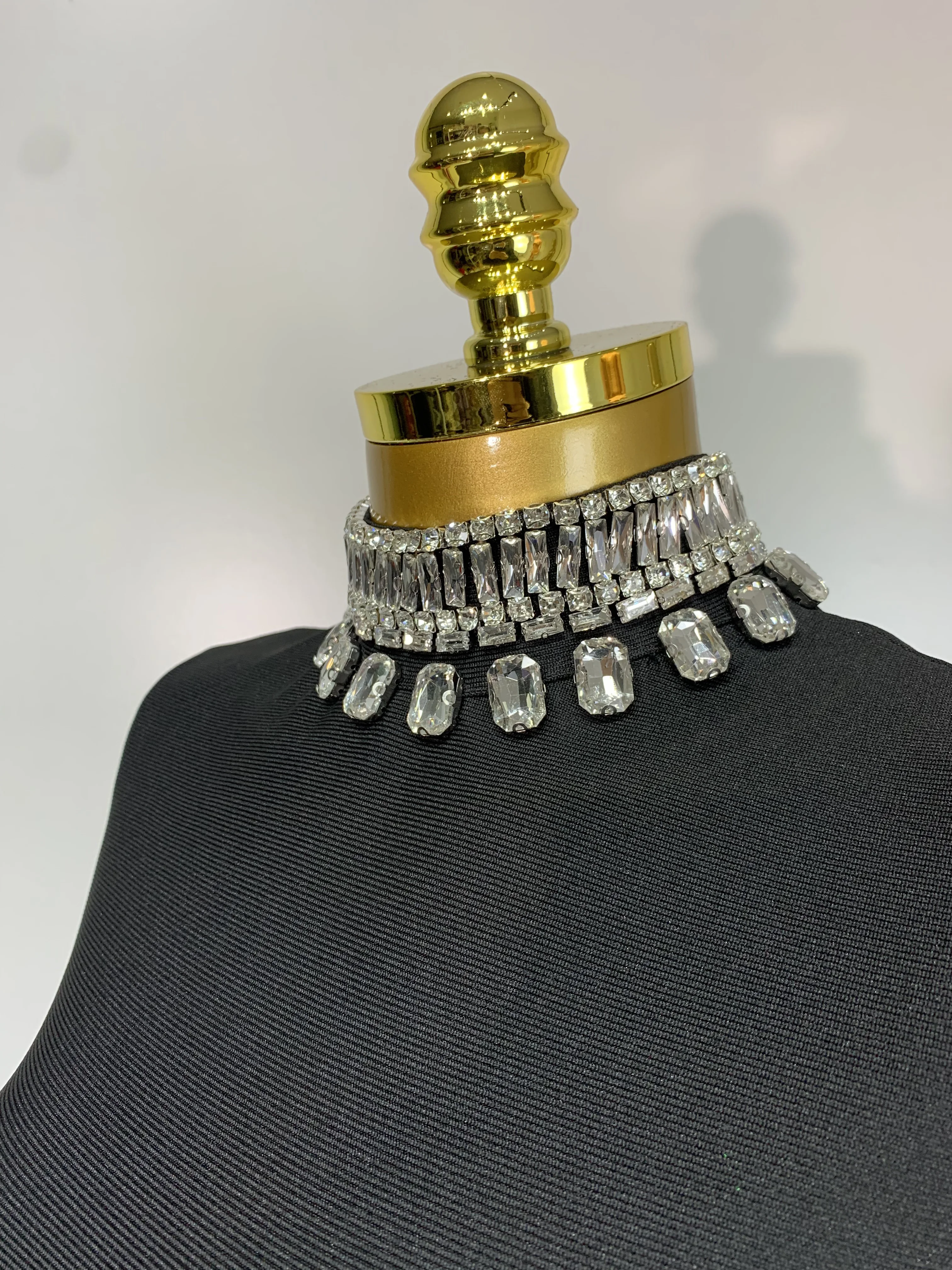 Abito da sera da donna con fasciatura che borda maniche svasate nere Celebrity Abiti da festa di compleanno sexy Shoot Nightclub Outfit тистюм