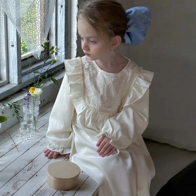 

Korean Children's Clothing2025Spring New Girls' Dress Baby Lace Flutter Sleeve Princess Dress Children's Dress Formal Dress