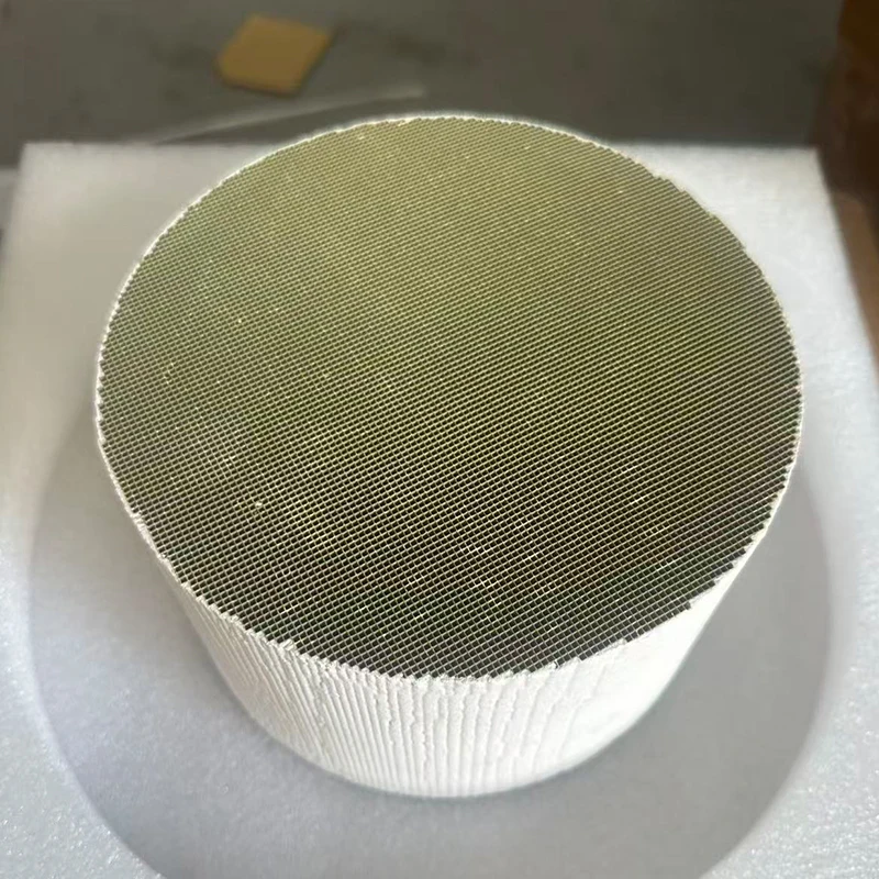 Copper-Based SCR Catalyst Core for Diesel Exhaust Aftertreatment System NOx Reduction Custom Replacement Parts