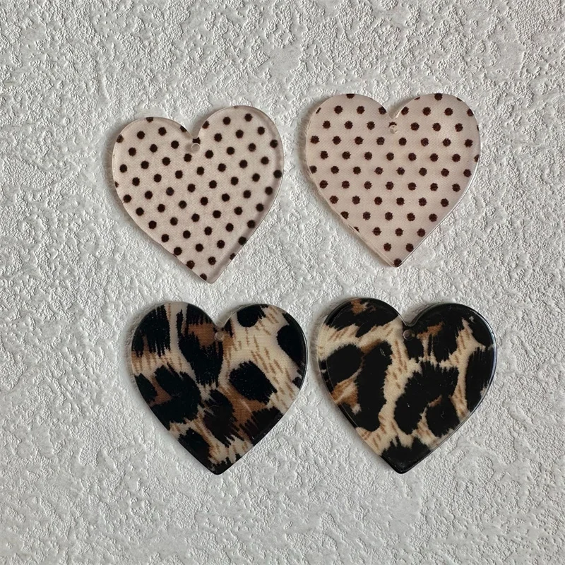 

New arrived 50pcs/lot 33mm color dots pattern print cartoon hearts shape acrylic beads diy jewelry garment hair accessory