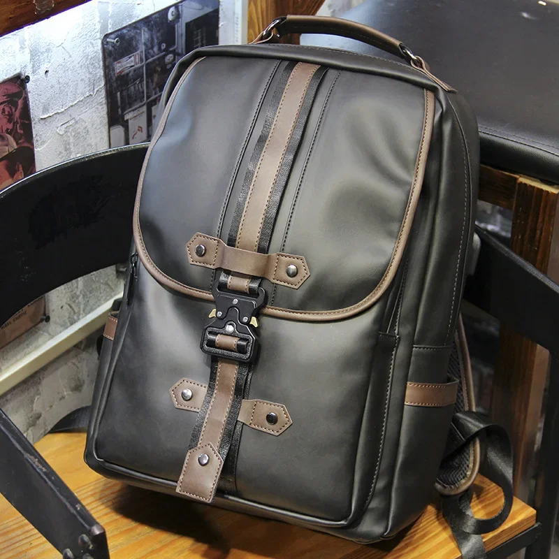 

Vintage Men's Casual Backpack with Large Capacity and USB Charging Port Korean Fashion Student Bookbag