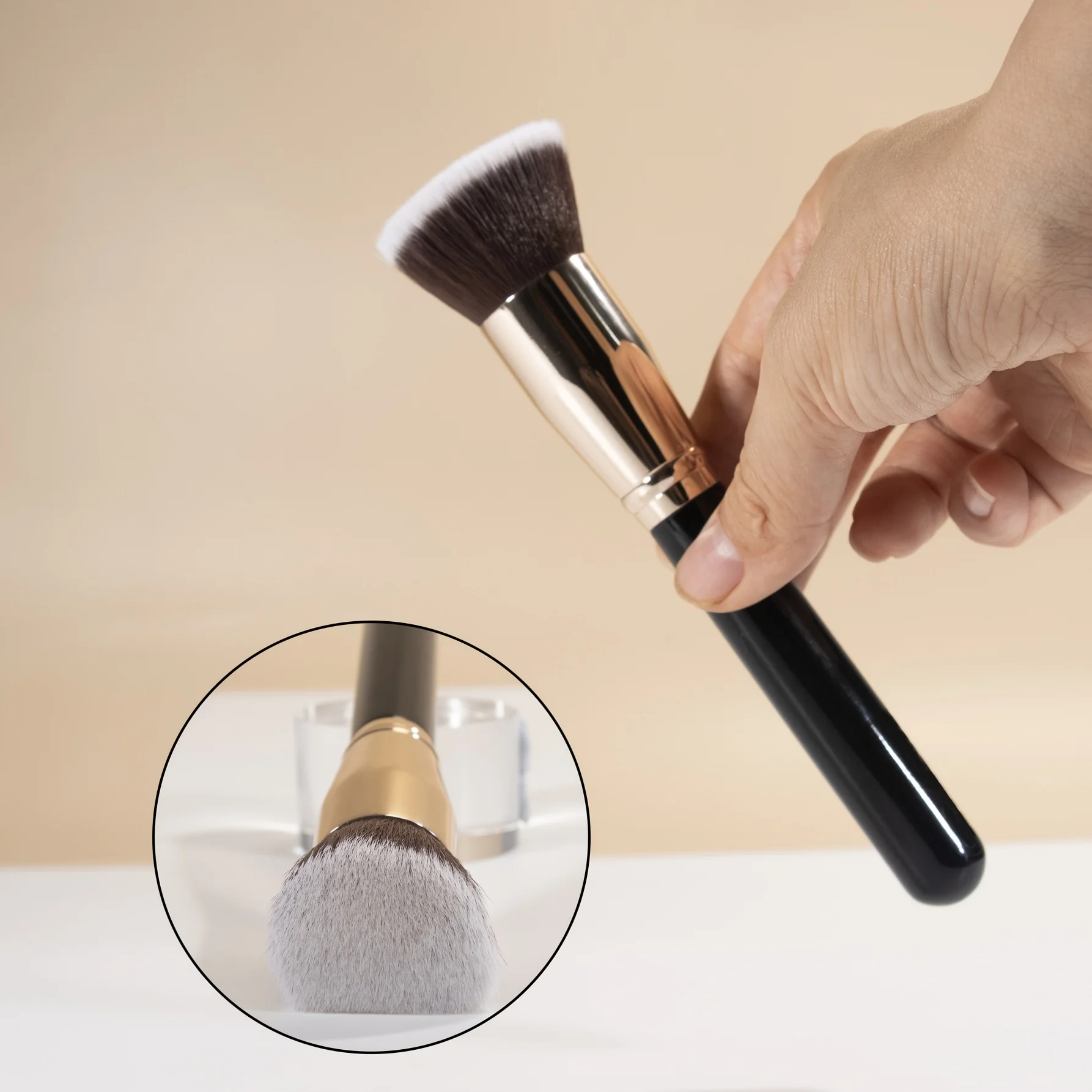 Flat Top Premium Foundation Brush – Streak-Free for Liquid/Cream/Powder, Flawless Blending, Painted Wood Handle (Vegan Bristles)