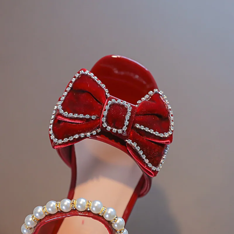 Summer Sandals Pearl Rhinestone Bow Fashion Princess Shoes 2023 New Girls Shoes Non-slip Kids Sandals Black Red Size 25-36 G609