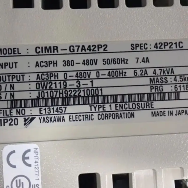 جديد CIMR-G7A42P2 Yaskawa Inverter ضمان لمدة سنة واحدة متوفر في المخزون