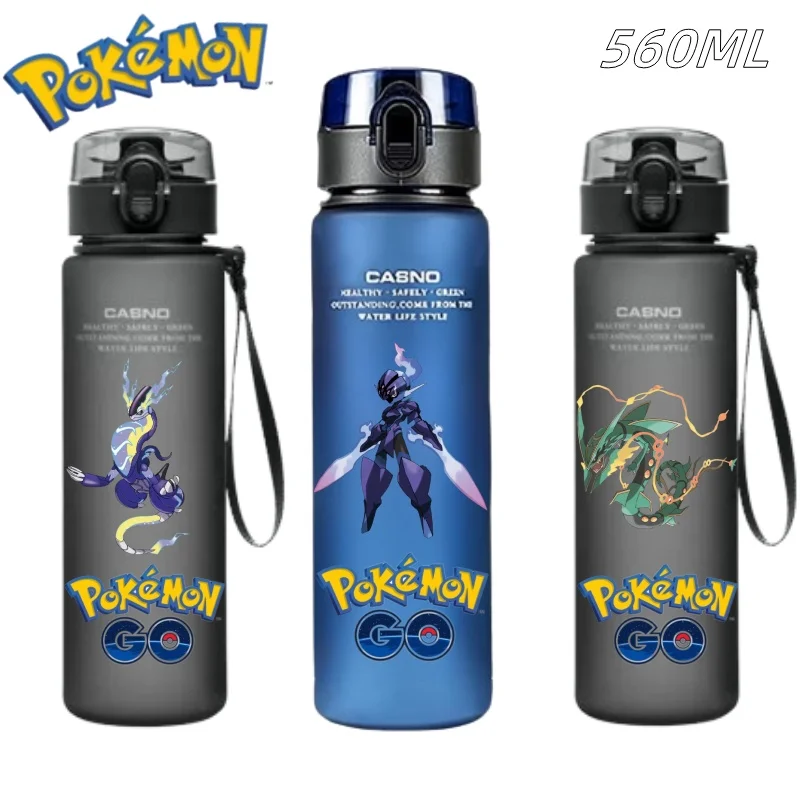 Vaso de plástico Pokémon Miraidon Koraidon Ceruledge azul y negro, resistente a las fugas, para deportes de viaje al aire libre, 560ML