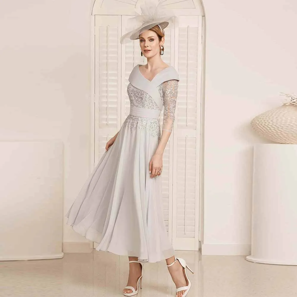 

Classy Groom's Mother Dresses 2025 Chiffon A-line Prom Dress Grey V-neck Embroidery Pleat Ruched Mother of the Bride Dress