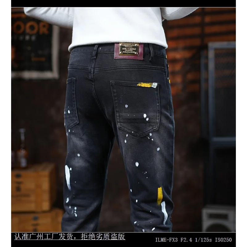 

Мужские облегающие джинсы в стиле ретро с принтом краски, эластичные маленькие прямые брюки с рваными дырками, модные брюки в американском стиле