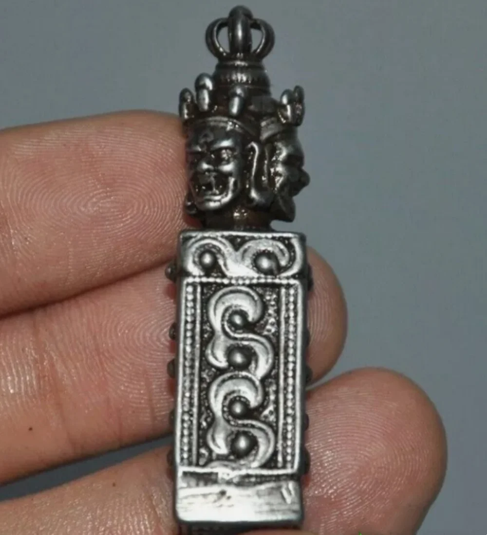 2"old Xizang Buddhism temple Tiantie Buddha's head seal signet amulet statue