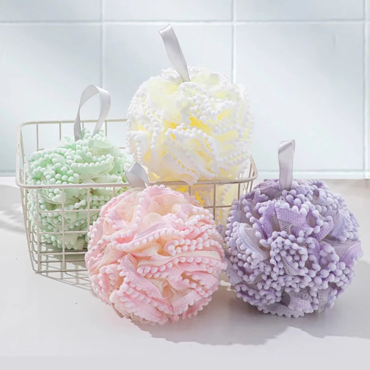 

1pc Soft shower net sponge body cleaning brush puff exfoliating scrub shower ball bathroom accessory Special for real hair wigs