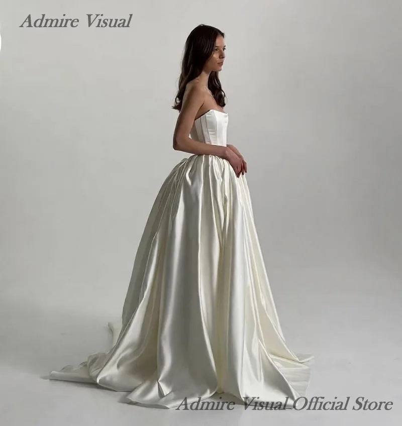 Admire Visual Customized Wedding Dress A-Line Satin Boat Neck Neckline Sleeveless Basque  Bride Gowns