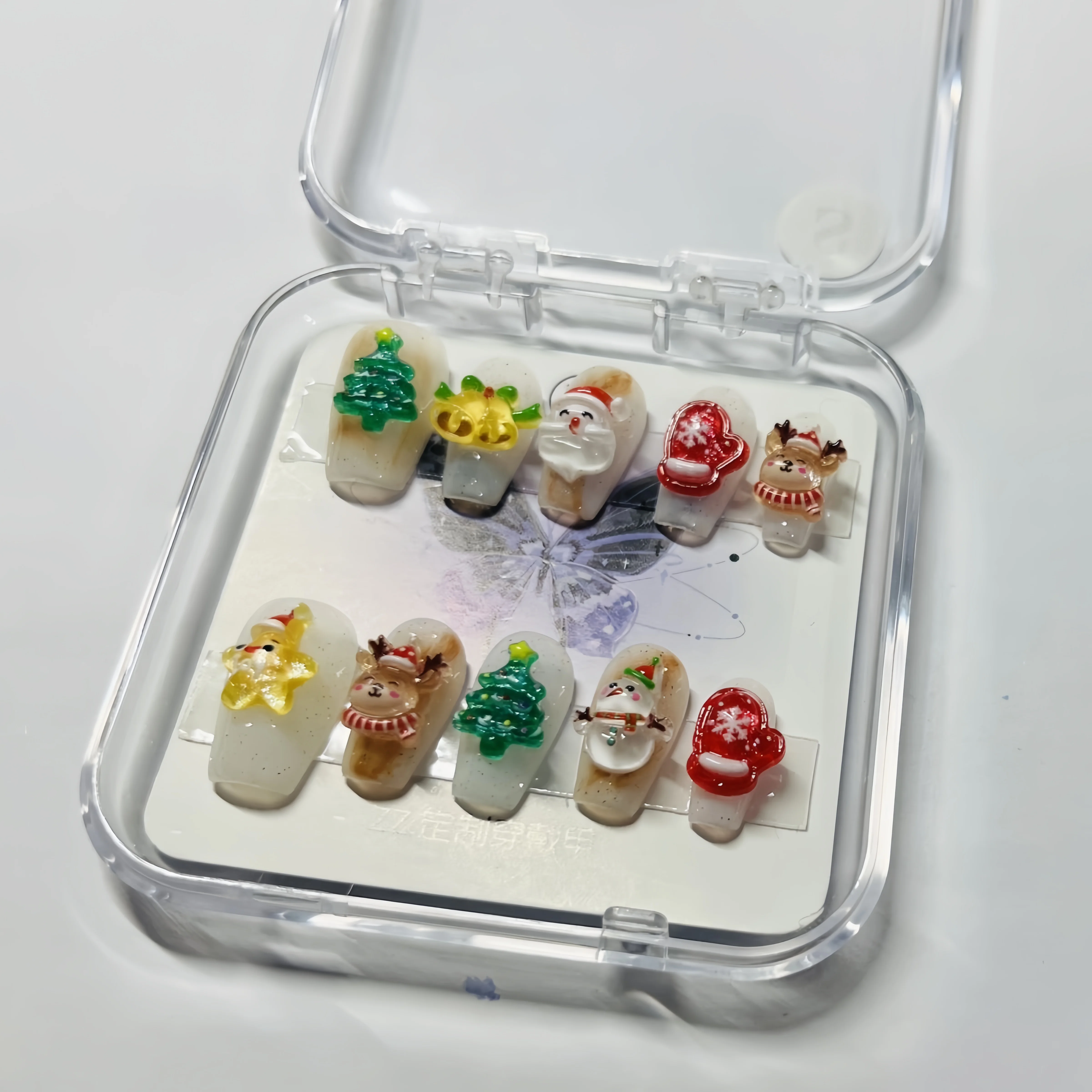 10pcs Handmade Press on Nails Christmas Tree Snowman Design Wearable 3D Cartoon Short Fake Nails Christmas Gift for Girls Set