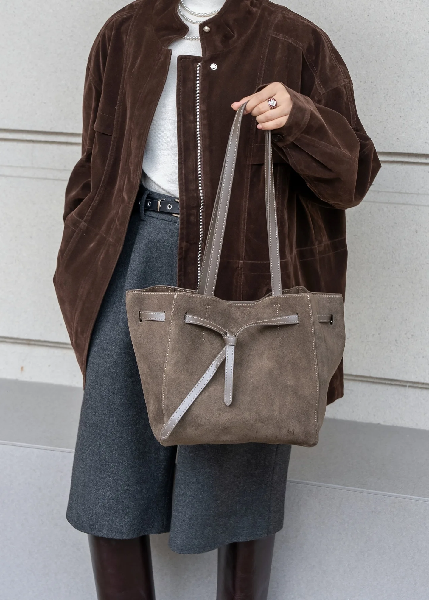 2026 New Makeup Tote Mommy Commuter Bag, Stylish Minimalist Genuine Leather Handbag & Shoulder Bag for Daily Work
