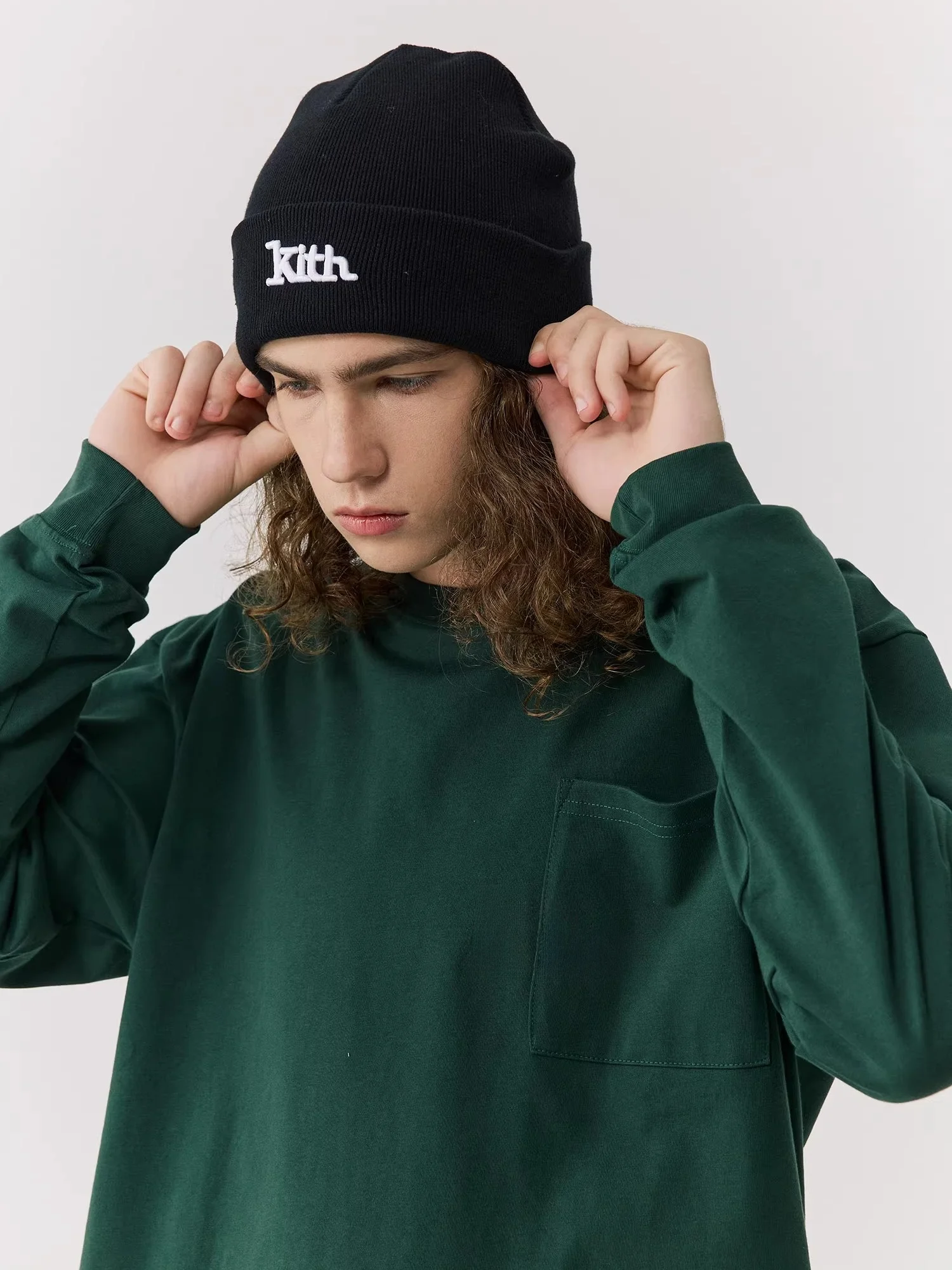 Kith Quinn Long Sleeve Flocking Logo Pocket Tee Streetwear Cotton Youth Casual T-Shirt for Men And Women Spring Autumn