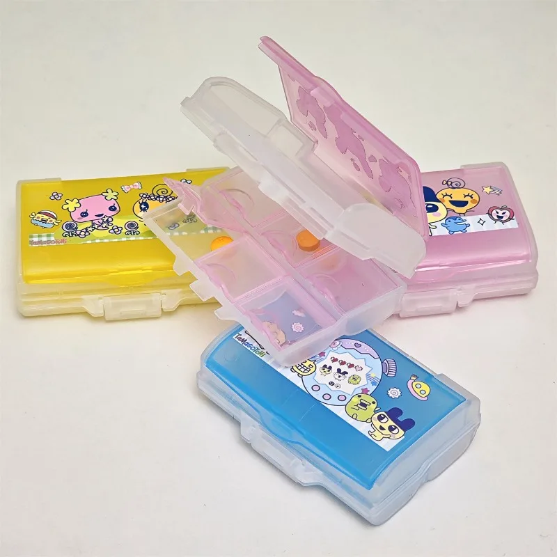 Tamagotchi Mametchi Medikamenten-Aufbewahrungsbox Kreative Cartoon-Animation Bedruckte Große Kapazität Tragbare Unabhängige Zweischichtige Pillendose – Detail 5