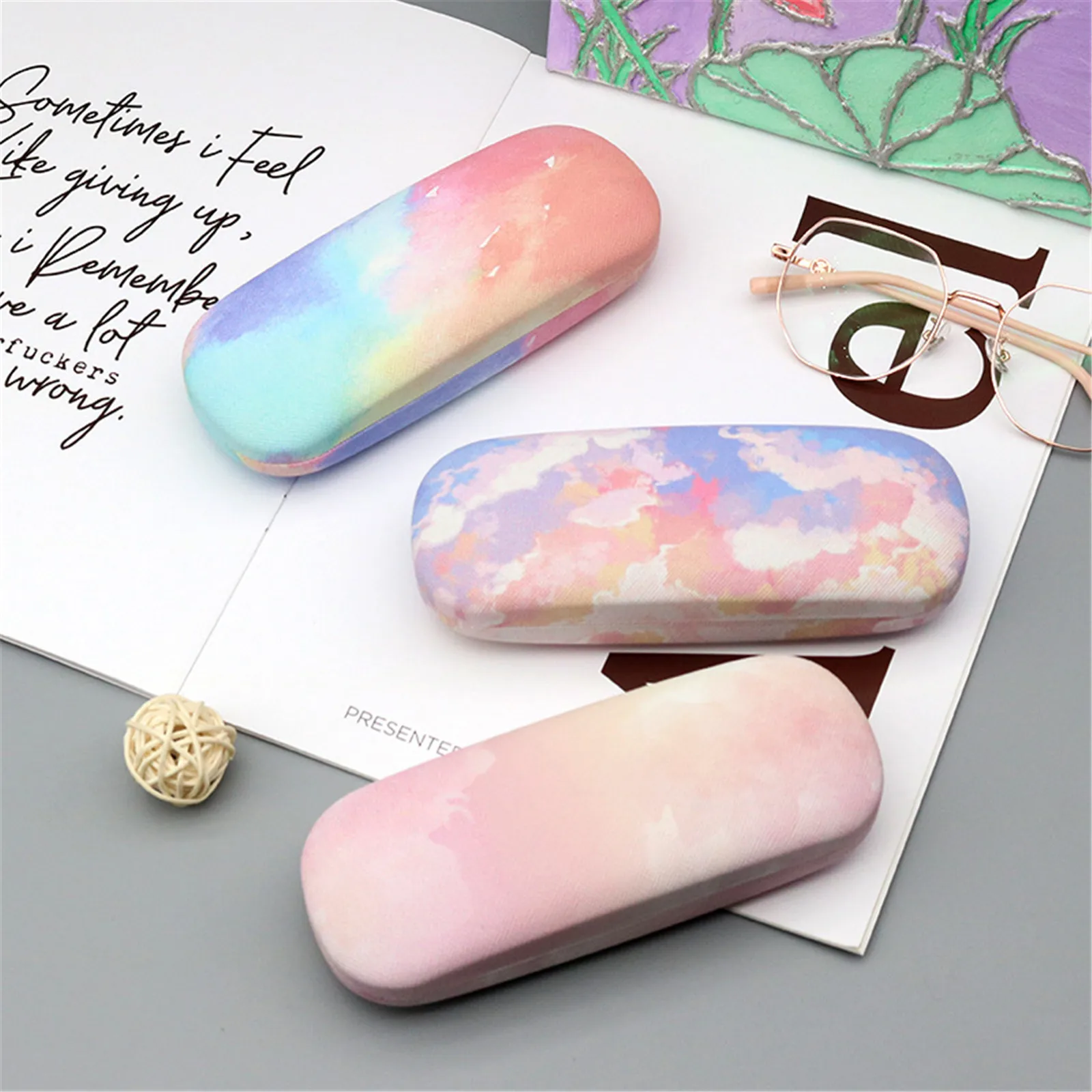 Cute Colorful Sunglasses Case Student Glasses Storage Box Portable Anti-Stress Sunglasses Eyewear Protector Case Organization