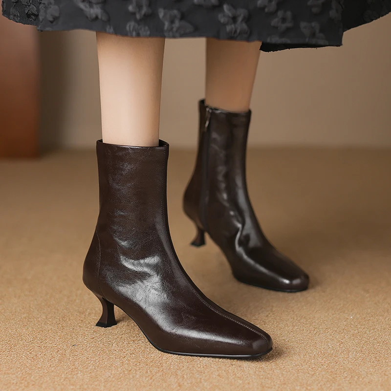 

Women’s Genuine Leather Square Toe Slim Fit Kitten Heel Ankle Boots Fashion Commute Boots