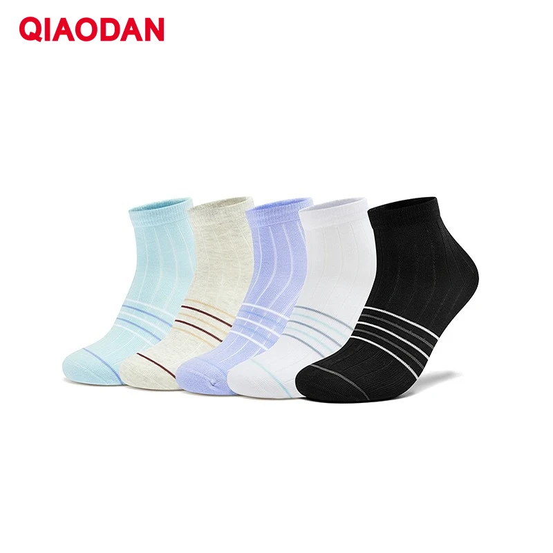 

QIAODAN женские повседневные средние носки, осень 2022, впитывающие влагу, дышащие, мягкие, уютные спортивные носки QXEAD2251011R