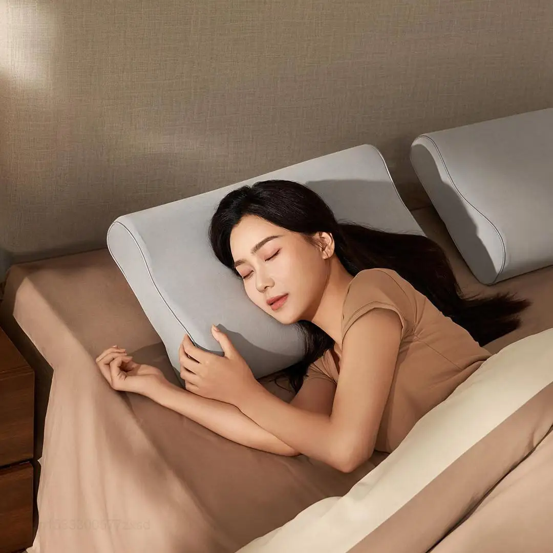 

Xiaomi Mijia Memory Cotton Neck Pillow Pro Soft Breathable Antibacterial Strong Support 9cm 11cm High Low Curve Seamless Fit
