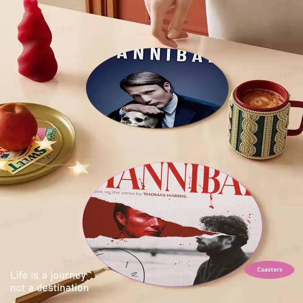 H-Hannibal Classic Vintage Coasters Suitable for daily family gathering decoration, kitchen, anti-slip wooden coasters