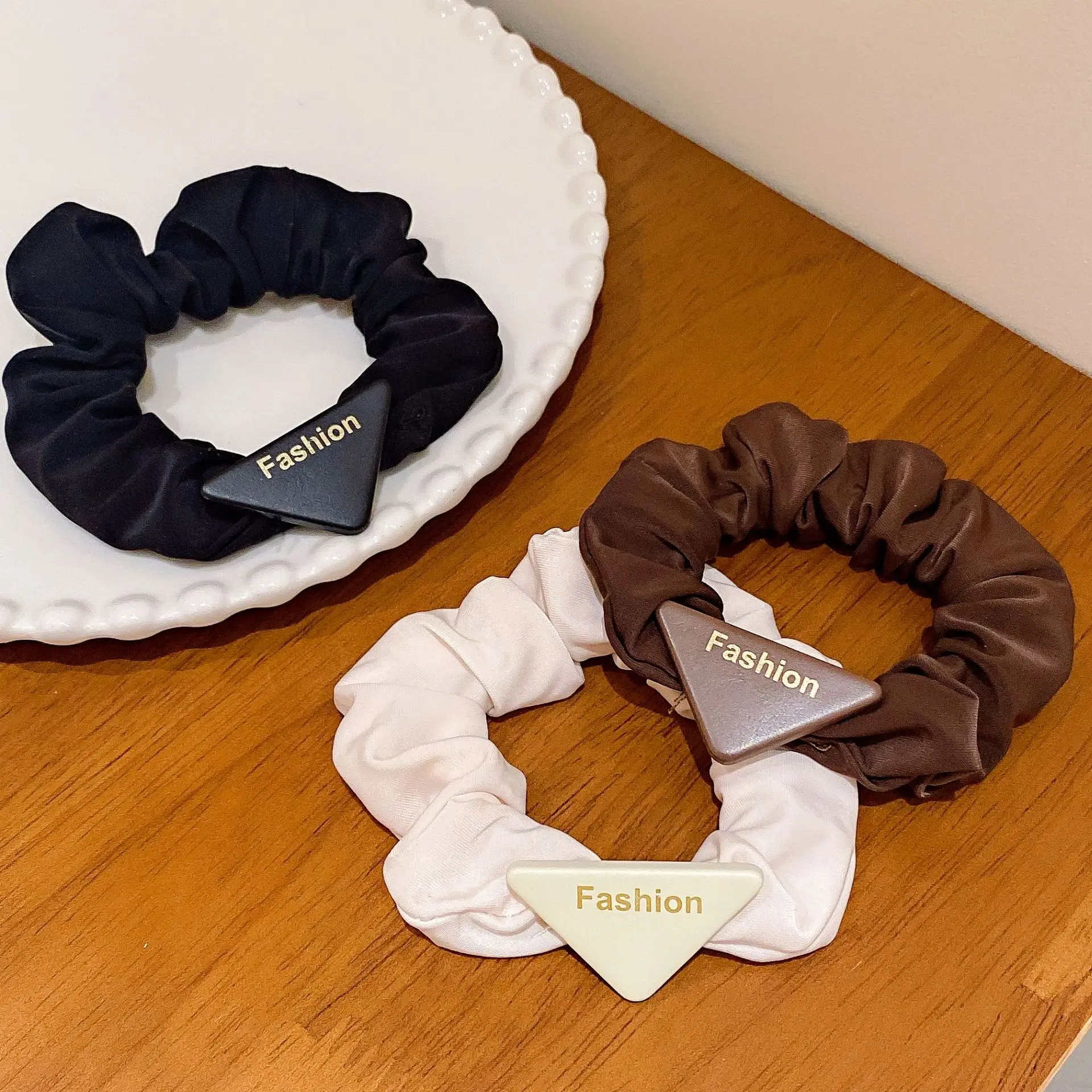 

High-end Letter scrunchie, Feminine temperament, Large Intestine ring, Rope tie, ponytail, Elegant Rubber band, Hair Accessories