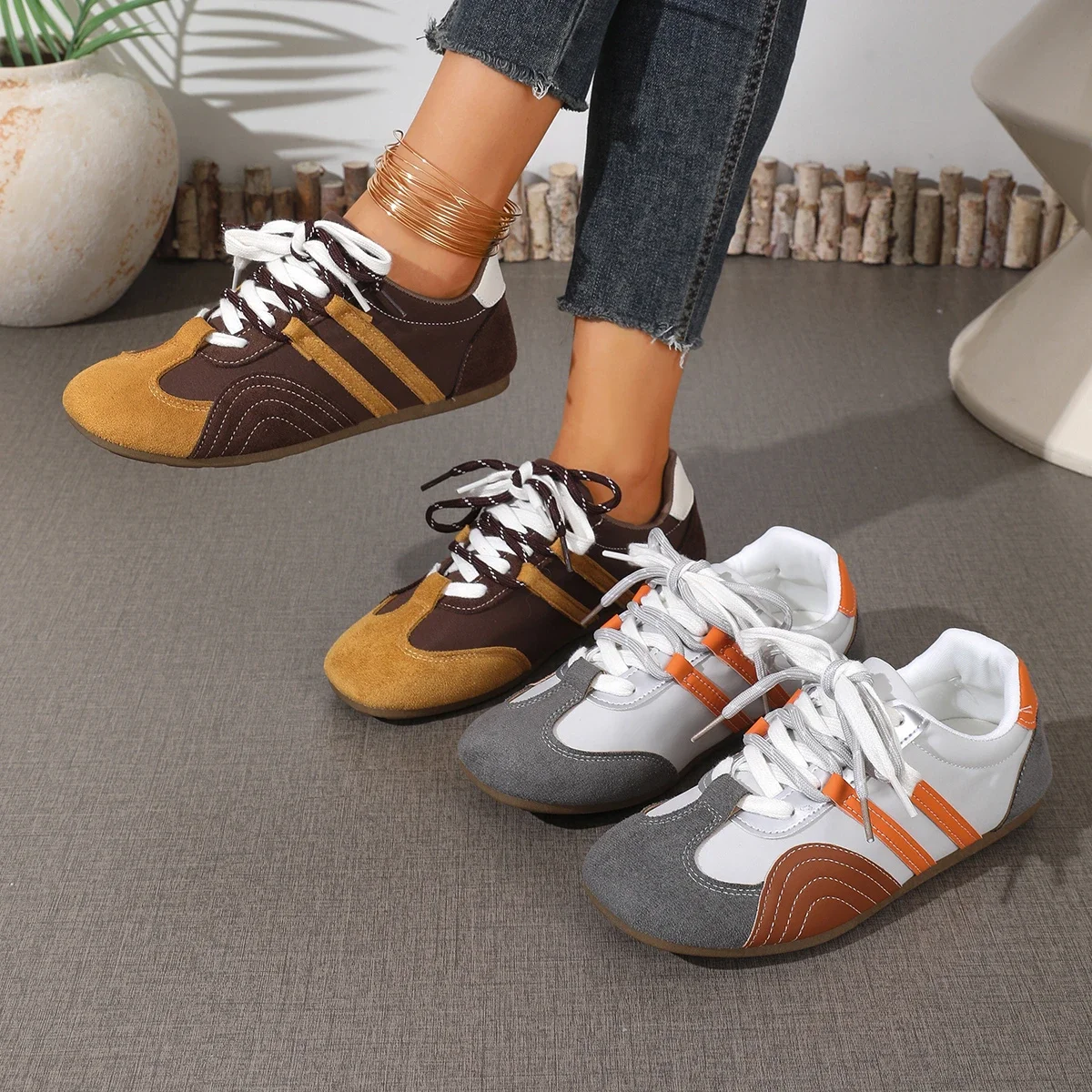 2026 Large Size Color Block Running Shoes Lightweight Slip-On Sports Sneakers Comfortable Round Toe Sneakers Zapatos De Mujer