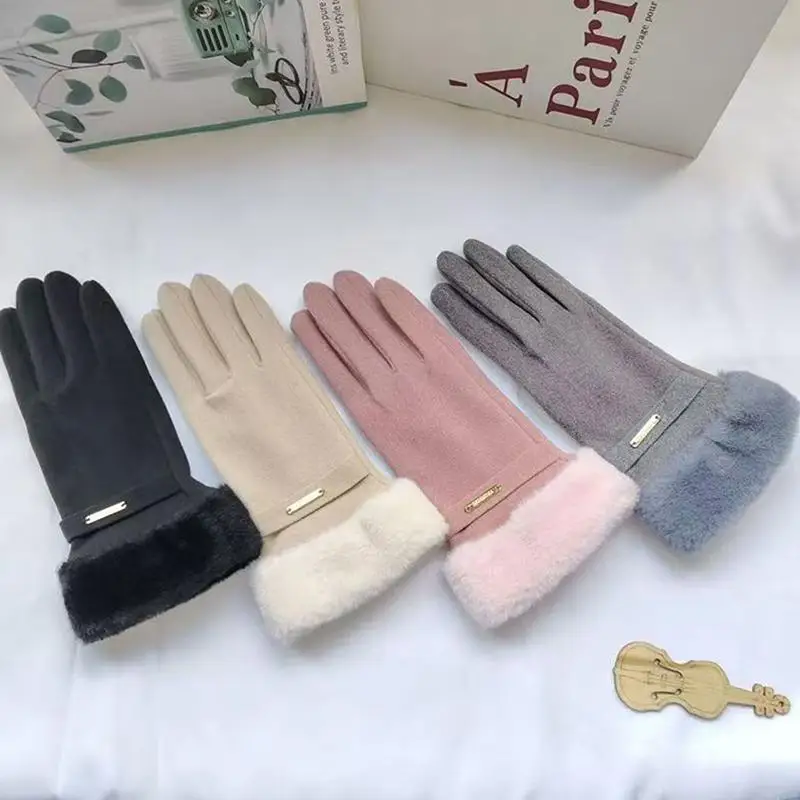 Die warmen Winterhandschuhe für Damen sind winddicht und kältebeständig, haben ein dickes Futter aus Kunstfell und sind als Touchscreen-Handschuhe geeignet. – Detail 5