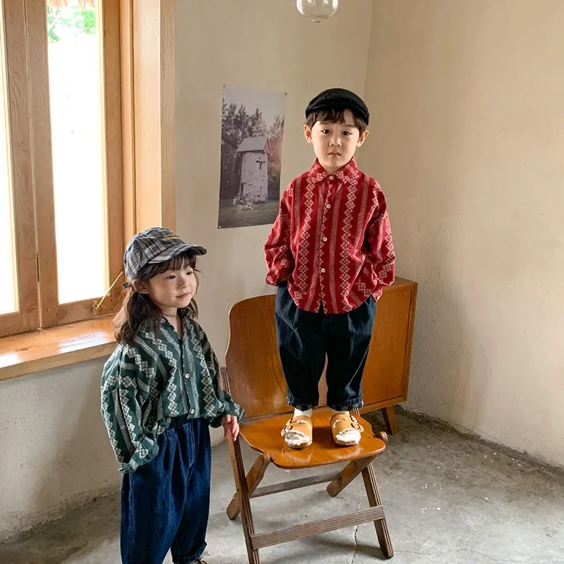 

Рубашки для девочек, Новинка осени 2024, детская одежда для мальчиков и девочек, рубашки в иностранном стиле с длинными рукавами и фриллированным цветочным принтом в стиле мори для девочек