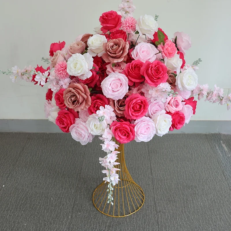 Künstliche rosa Rosen mit grünen Blättern, Deko-Blumenkugeln für Tischdekorationen, Hochzeitstisch-Accessoires, Bühnendekoration, florale Präsentation. – Detail 2