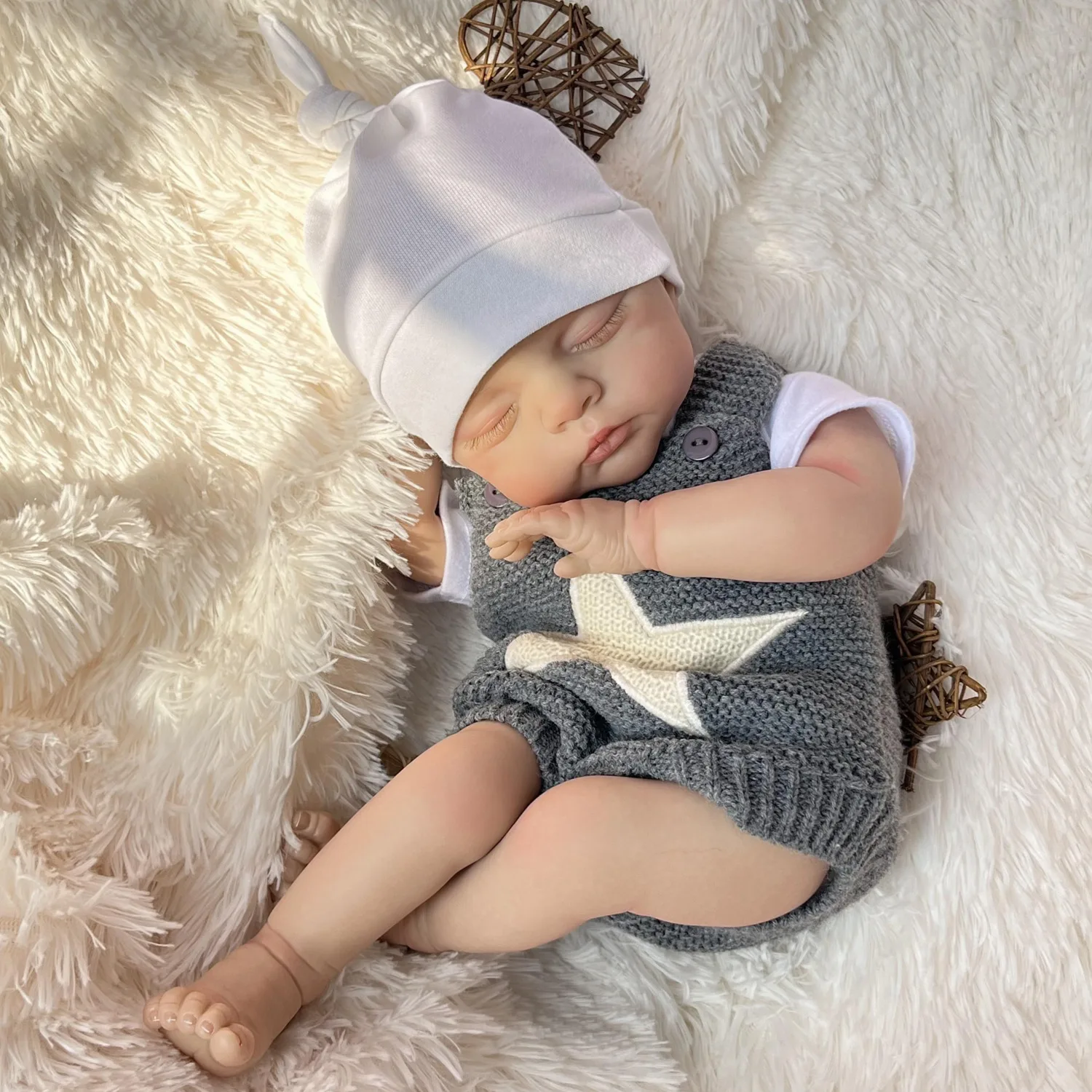 BZDOLL 19-calowa Realistyczna Lalka Reborn Śpiąca, 48 cm, Lalka z Skórą 3D i Materiałowym Ciałem, Uroczy Prezent Urodzinowy dla Dzieci