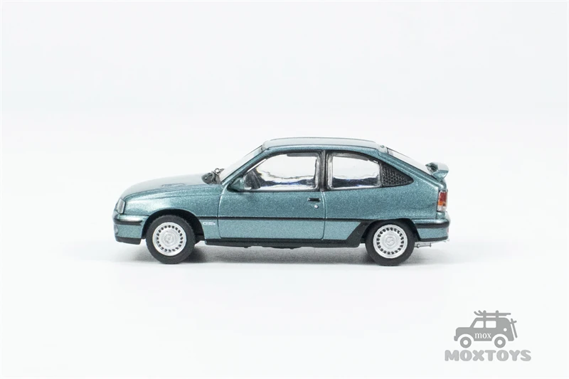 Tarmac Works 1:64 Opel Kadett GSi Green Metallic Diecast Model Car