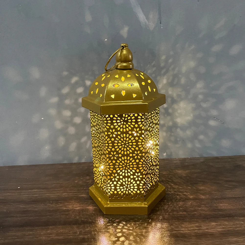 1pcs Night Light Hollow Metal Lanterns Hollow Horse Lanterns Led Lanterns Moroccan Decorative Ornaments Vintage
