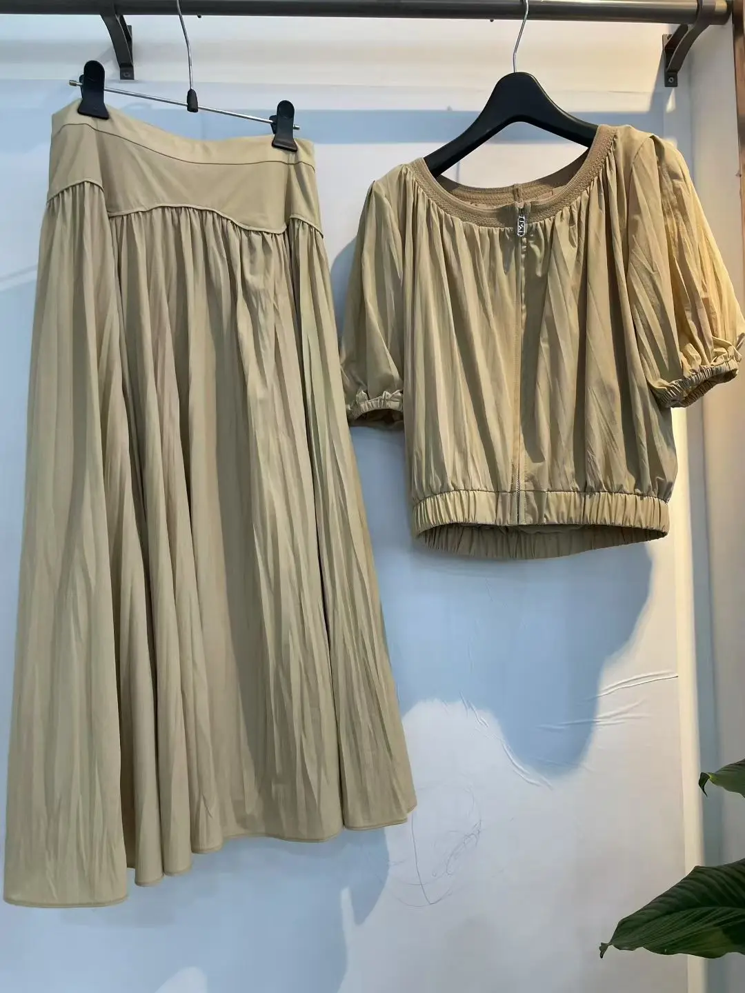 

Slimming Effect Korean Sle Loose Fit ort Sve Top And f Length Skirt Set Faionable And Sli Summer Outfit