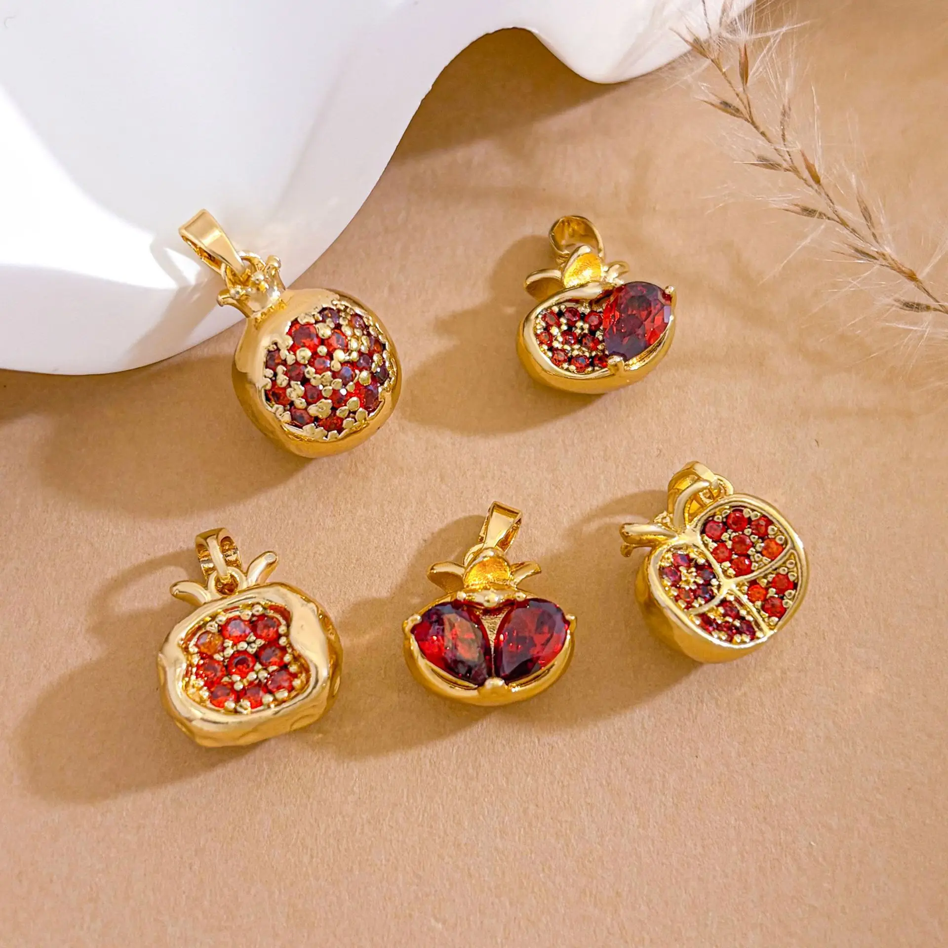 5Pcs Vintage Ins Style Garnet Copper Micro Inlaid Zircon Pendants Luxury Minimalist DIY Jewelry Charms