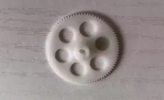 9070 Double cheval syma jouet petit hélicoptère pied train d'atterrissage patin/auvent de couverture de tête de requin/kit de cadre/pièces d'engrenage de pilote principal