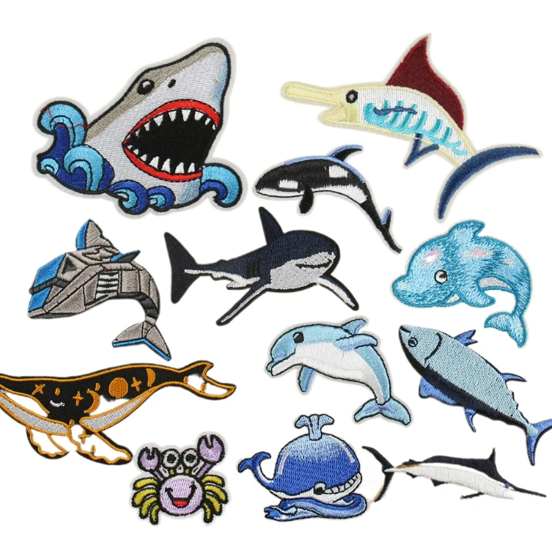 1PCS Animals Patches Shark Dolphin Crab Applique Iron on Embroidered Clothes Patches for Clothing Stickers Garment Wholesale