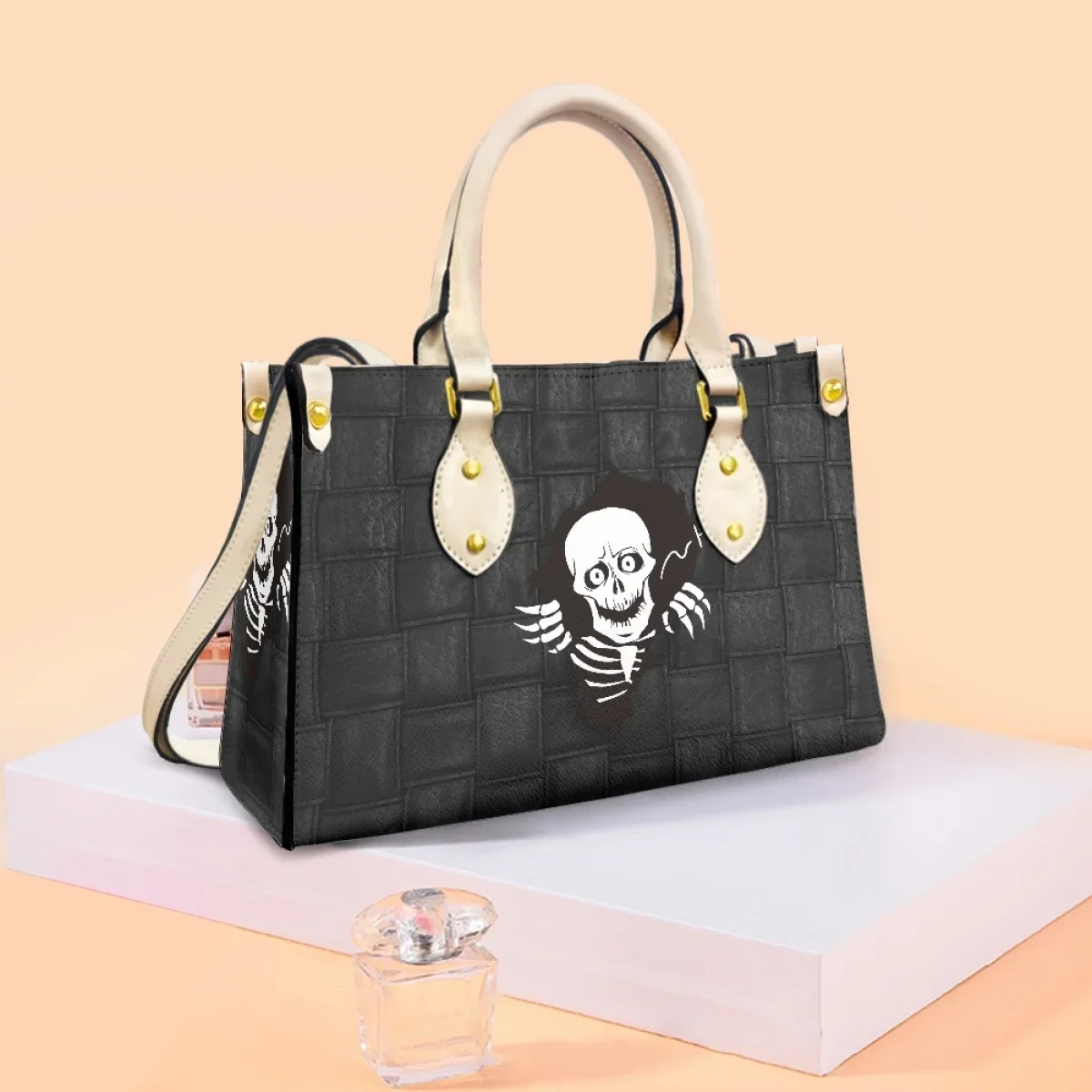 Bolso de mano clásico con asa superior para mujer, bandolera de cuero Pu con calavera negra, Correa larga para el hombro, bolso de mano de gran capacidad para compras